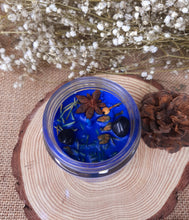 Load image into Gallery viewer, Third Eye Chakra Candle | Soy wax | 100gms | with rare herbs, crystals & essential oils | Burning hours 30 |