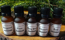 Load image into Gallery viewer, Ylang-Ylang Essential Oil