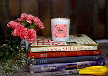 Load image into Gallery viewer, Tuberose Fragrance Candle | Soy wax | 170gms | Burning hours 40 |
