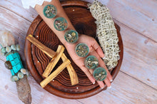 Load image into Gallery viewer, Money Tealight Candle | With Rare Herbs, Crystals & Essential Oils | Set of 7 | Burning hours: 2 |