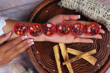 Load image into Gallery viewer, Love Tealight Candle | With Rare Herbs, Crystals & Essential Oils | Set of 7 | Burning hours: 2 |