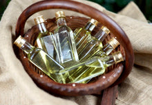 Load image into Gallery viewer, Grape Seed Cold Pressed Oil