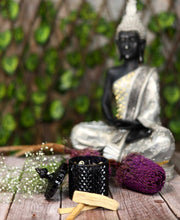 Load image into Gallery viewer, Goddess Hecate Intention Candle | Soy Wax | 200 gms | with rare herbs, crystals & essential oils |