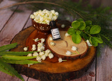 Load image into Gallery viewer, Jasmine Essential Oil