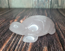 Load image into Gallery viewer, Rose Quartz Turtle