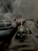 Load image into Gallery viewer, Dark Green Skull Candle For Spell, Wicca,Hoodoo | Height: 2.5&#39;&#39; |

