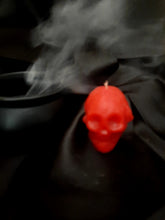 Load image into Gallery viewer, Red Skull Candle For Spell, Wicca,Hoodoo | Height: 2.5&#39;&#39; |
