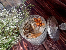 Load image into Gallery viewer, Full Moon Intention Candle | Soy Wax | 200 gms | with rare herbs, crystals &amp; essential oils |
