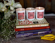 Load image into Gallery viewer, Bourbon Vanilla Fragrance Candle | Soy wax | 170gms | Burning hours 40 |
